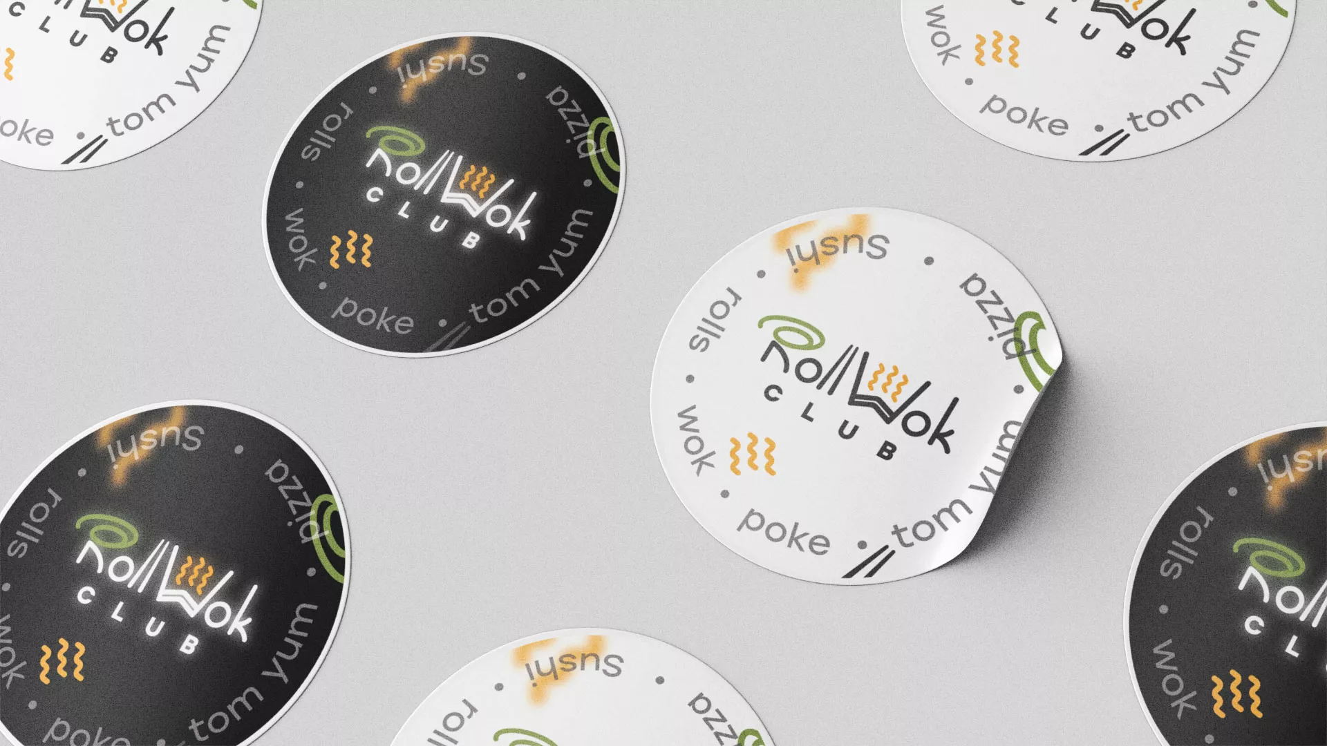 Разработка наклеек для суши-бара «Roll Wok Club» в Сковородино